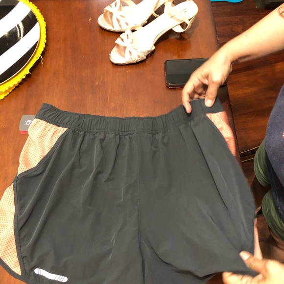 BCG plus size shorts - Picture 3 of 4